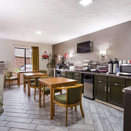 Red Lion Inn & Suites Olathe Kansas City Экстерьер фото