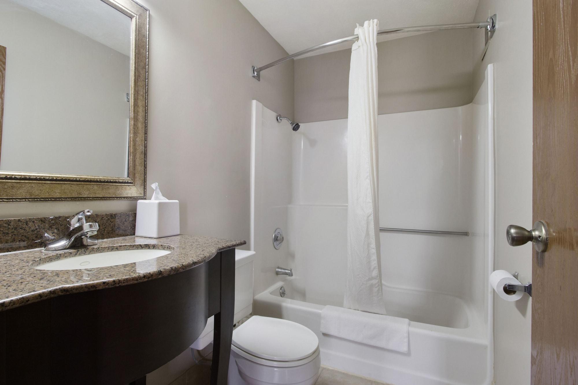Red Lion Inn & Suites Olathe Kansas City Экстерьер фото