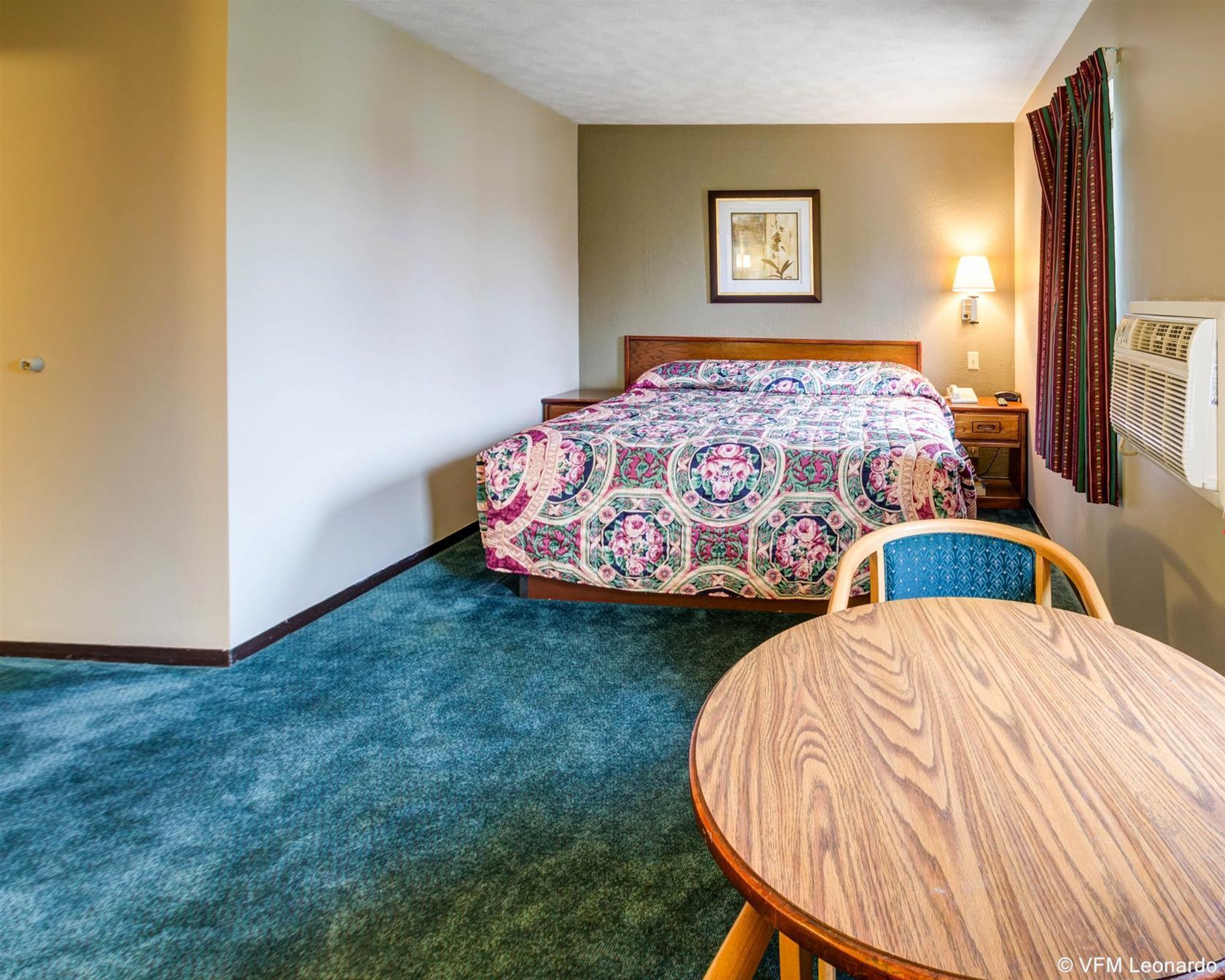 Red Lion Inn & Suites Olathe Kansas City Экстерьер фото