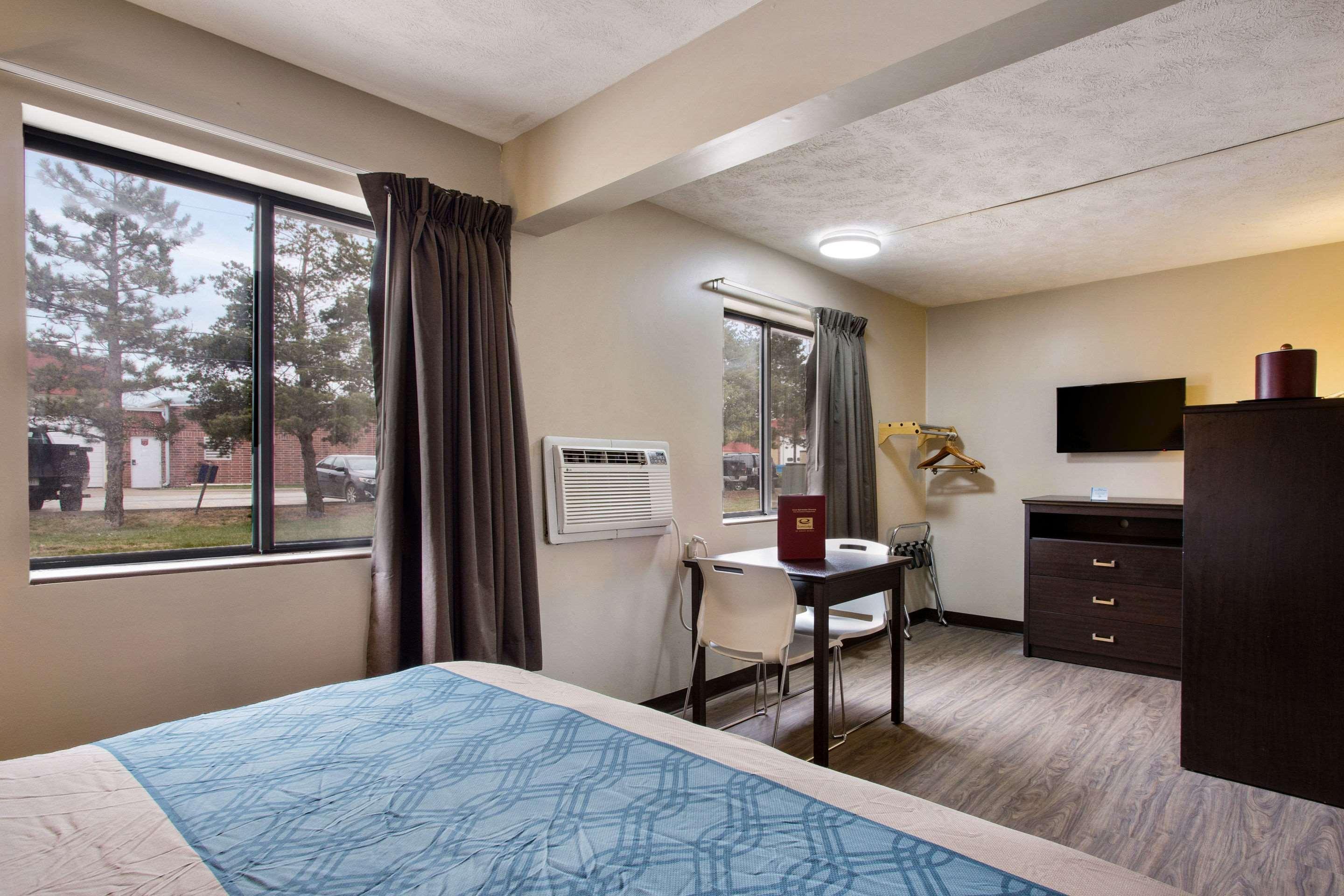 Red Lion Inn & Suites Olathe Kansas City Экстерьер фото