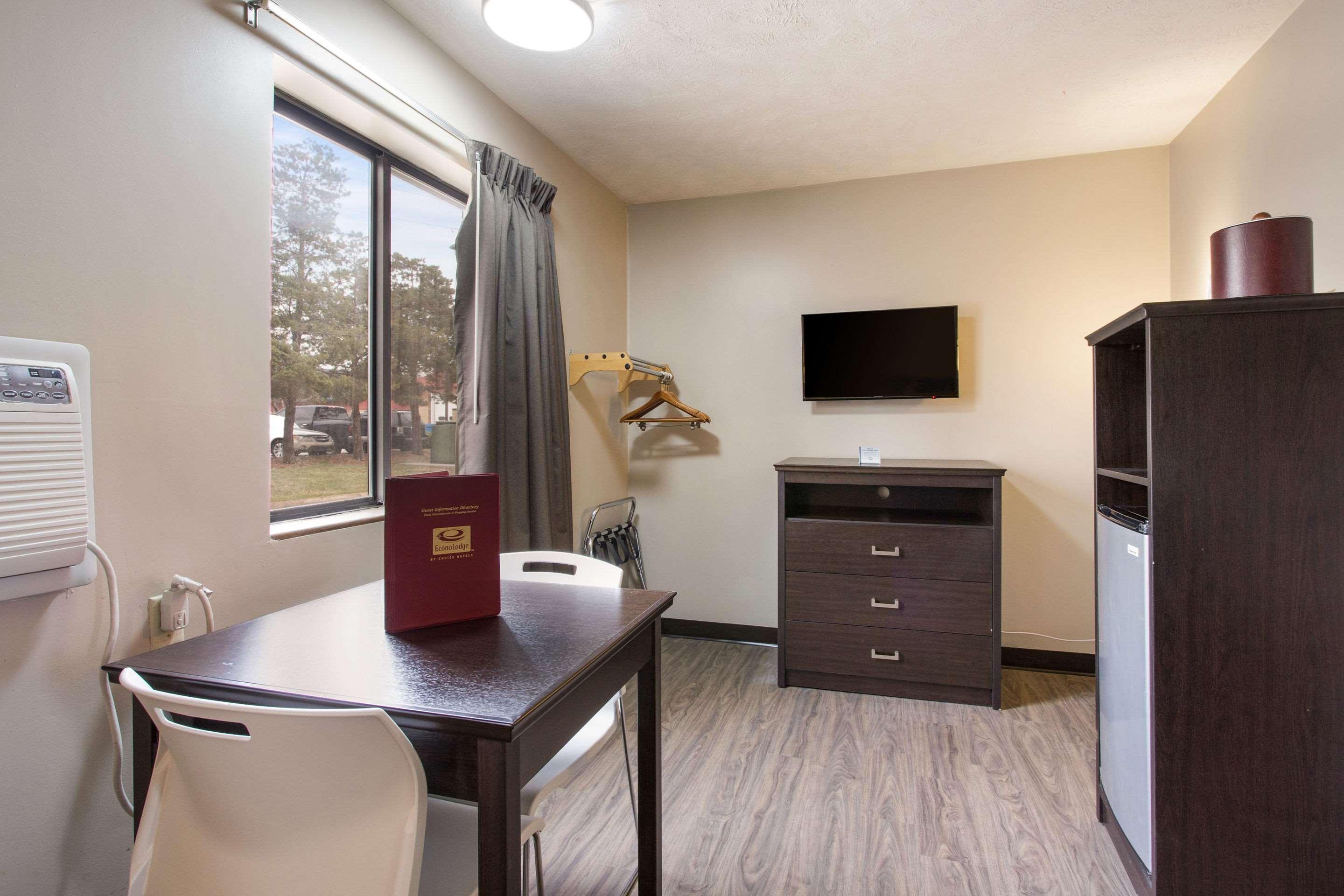 Red Lion Inn & Suites Olathe Kansas City Экстерьер фото
