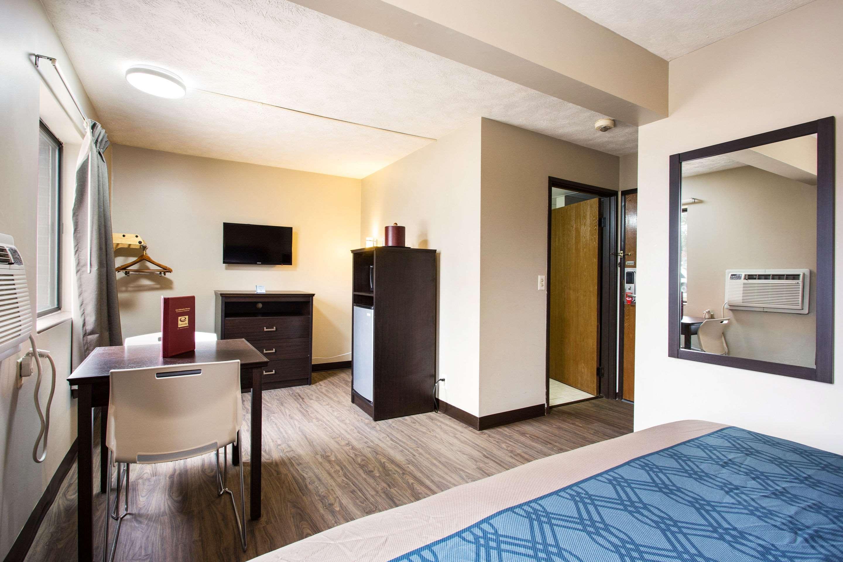 Red Lion Inn & Suites Olathe Kansas City Экстерьер фото