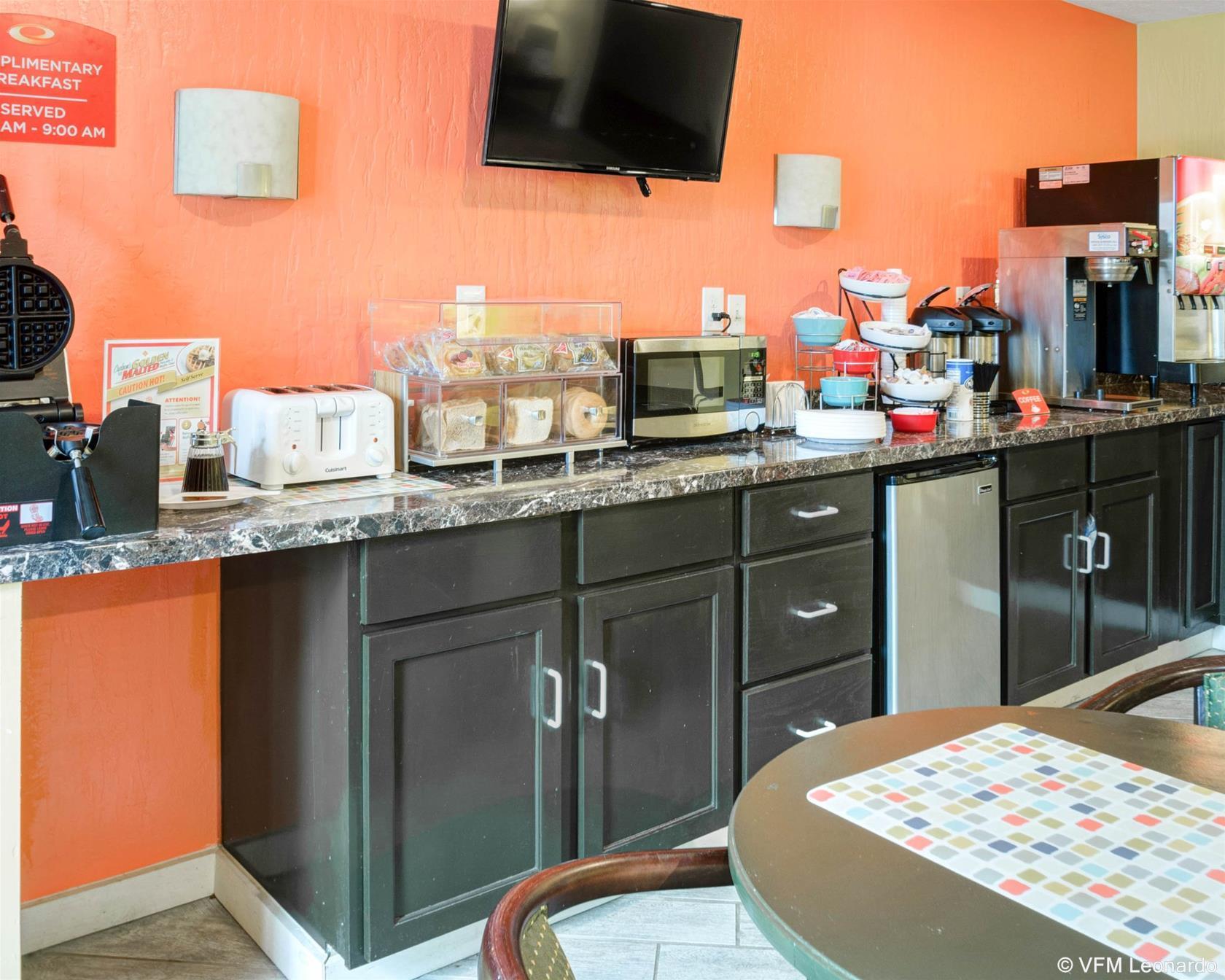 Red Lion Inn & Suites Olathe Kansas City Экстерьер фото