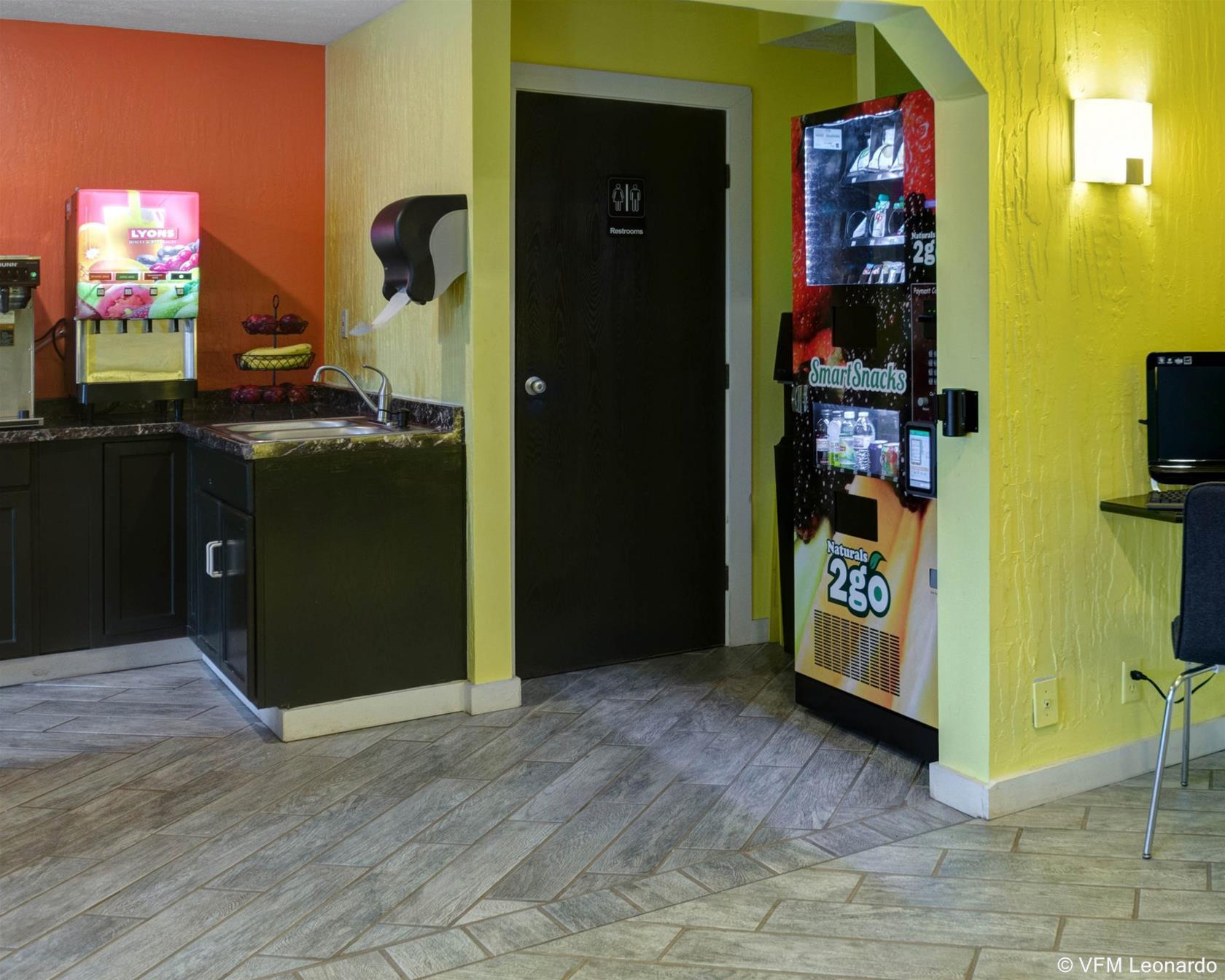 Red Lion Inn & Suites Olathe Kansas City Экстерьер фото